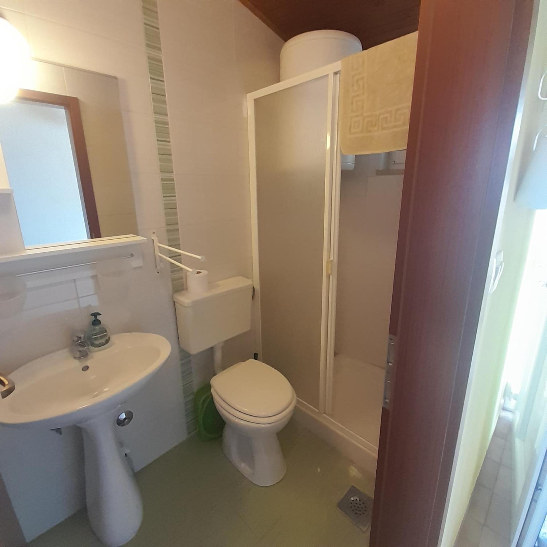 Apartments Renata - เบรอเซส ภายนอก รูปภาพ